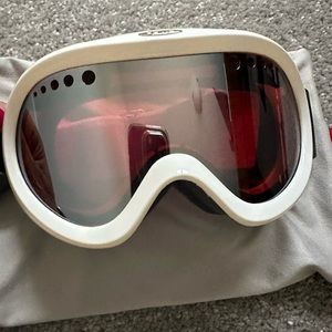 Bolle ski /snowboard goggles never worn